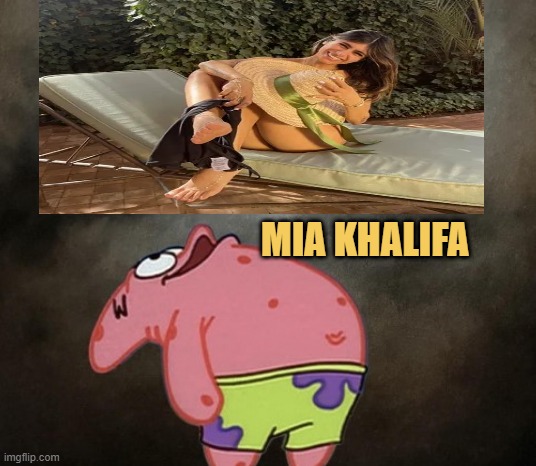 i looked at the sky and saw mia khalifa  :) meme