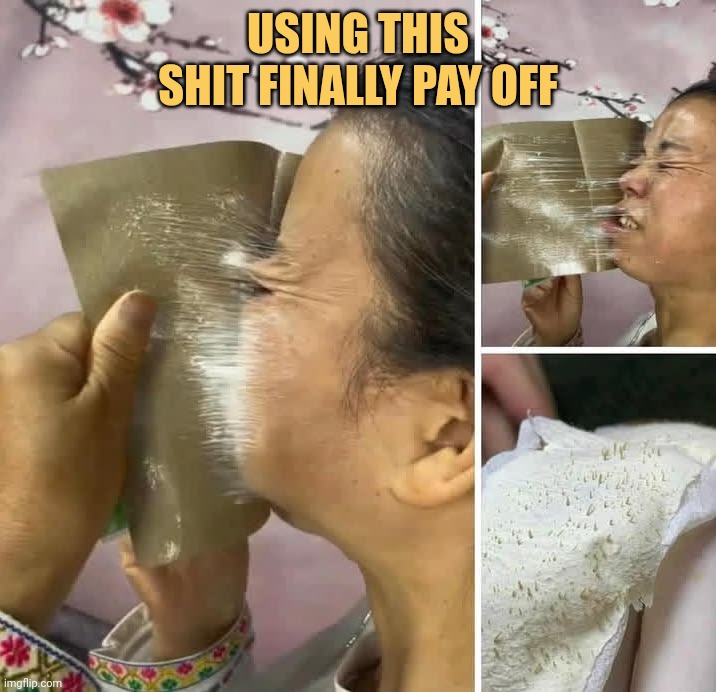 This girls struggle pay of by removing white heads