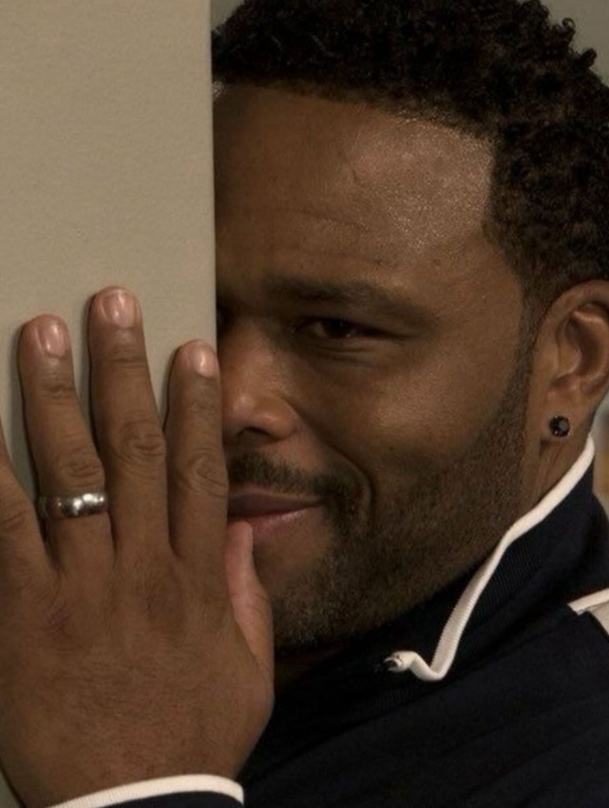 Peeking thorugh the wall