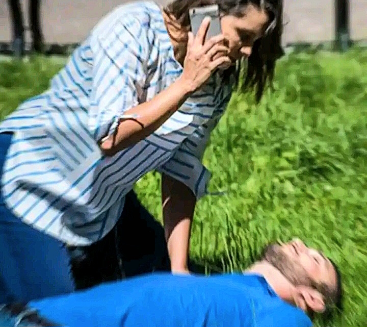 Worried woman vs a pretending man